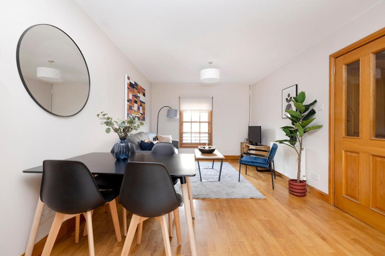 Joivy Bright And Cosy Flat Near The Scotland Gallery เอดินบะระ ภายนอก รูปภาพ