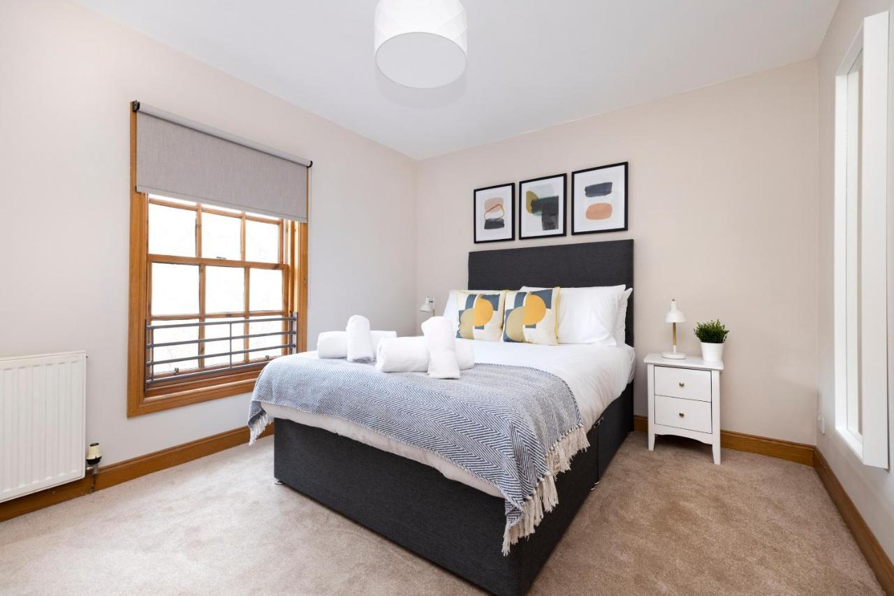 Joivy Bright And Cosy Flat Near The Scotland Gallery เอดินบะระ ภายนอก รูปภาพ