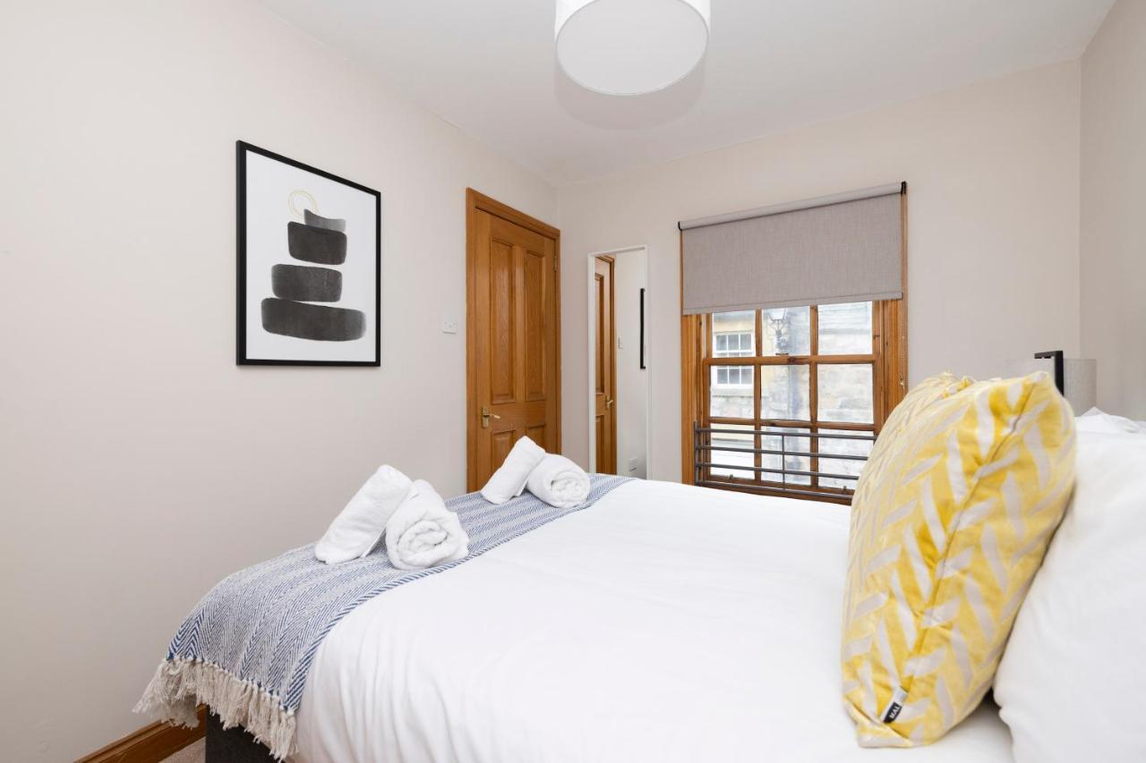 Joivy Bright And Cosy Flat Near The Scotland Gallery เอดินบะระ ภายนอก รูปภาพ