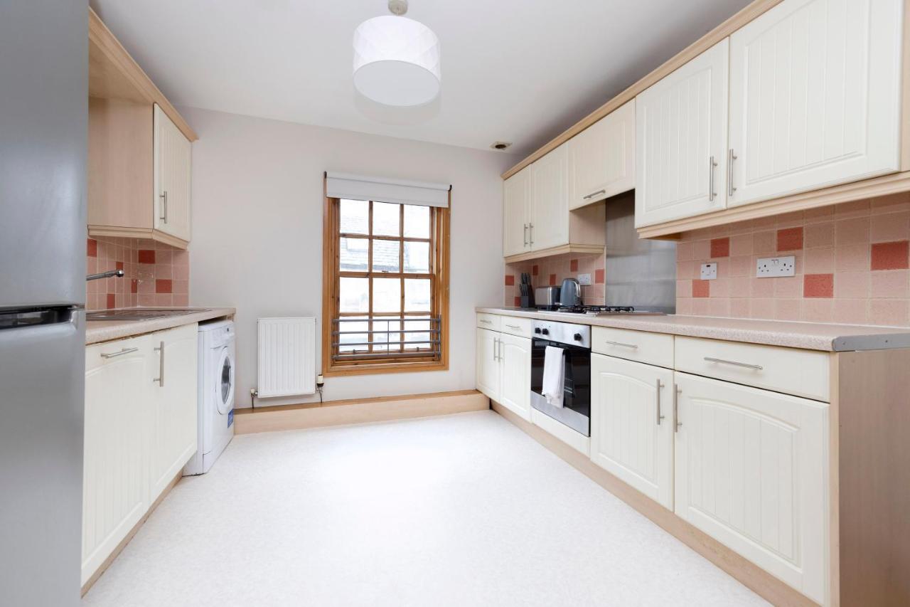 Joivy Bright And Cosy Flat Near The Scotland Gallery เอดินบะระ ภายนอก รูปภาพ